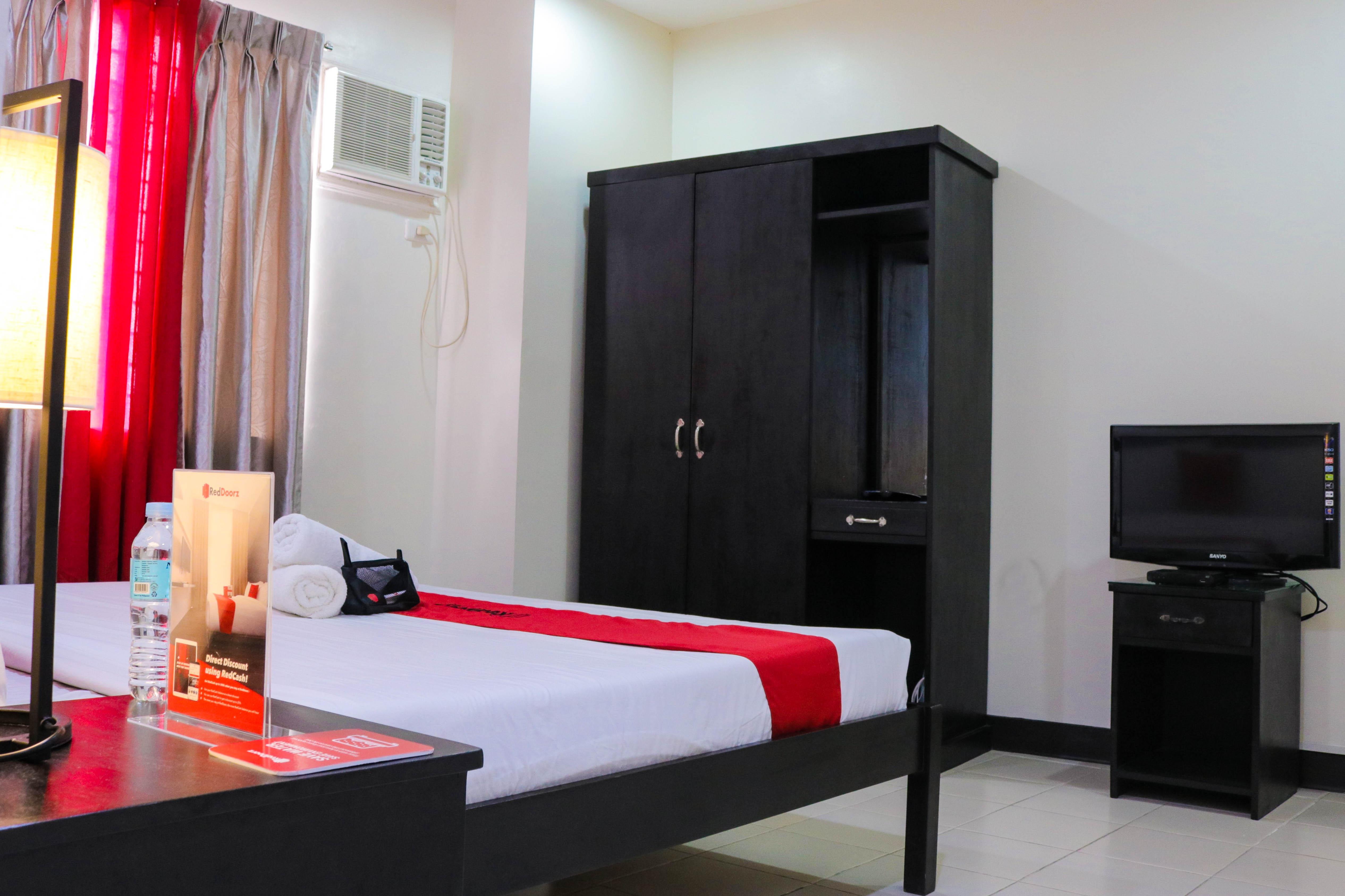 Reddoorz Plus @ Mabolo Cebu Kültér fotó